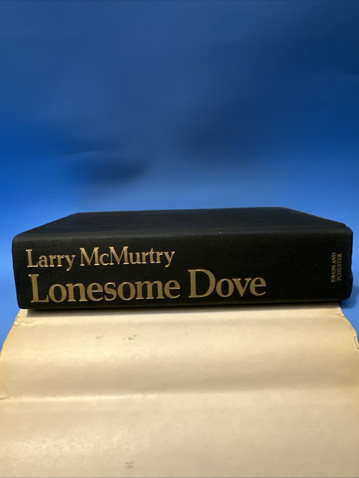 LONESOME DOVE ~ LARRY MCMURTRY (1985) 1st Printing w/ Error VERY GOOD HC/DJ