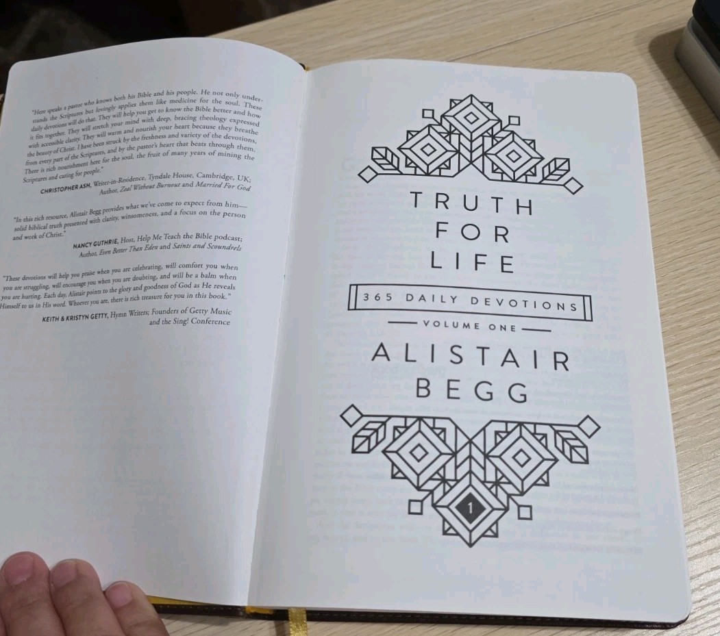 Truth For Life Alistair Begg Vol.1 365 Daily Devotions. Soft Imitation Leather