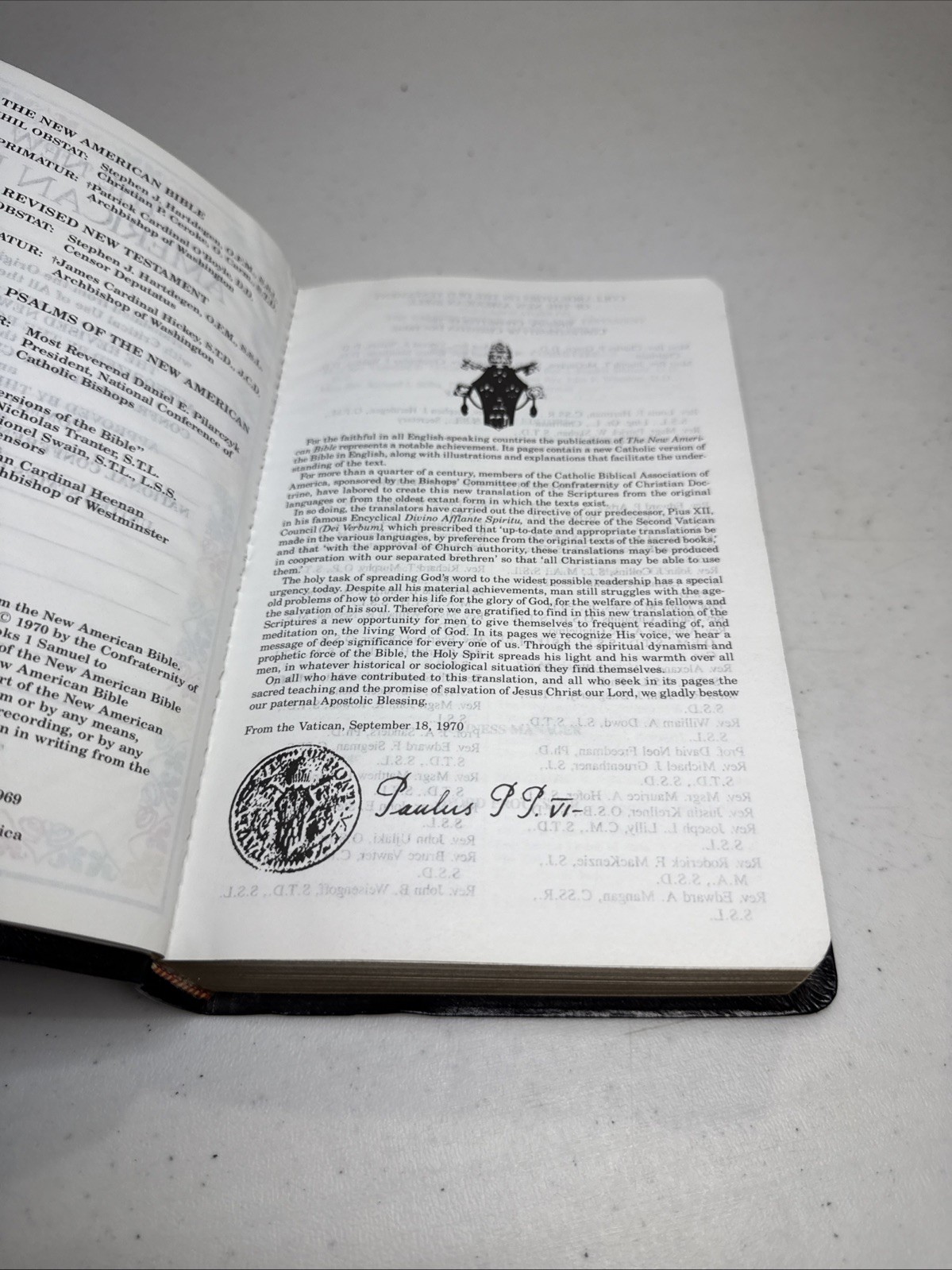 The New American Holy Bible 1991 Catholic Edition 9053 Copyright 1987