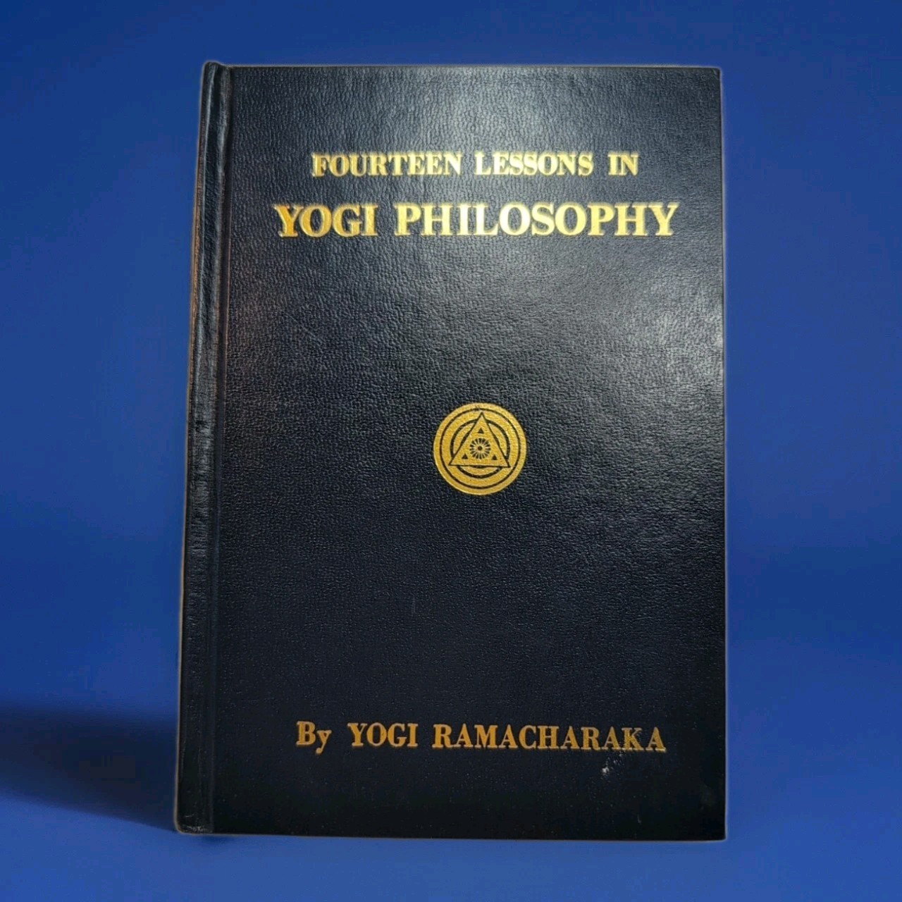 Fourteen Lessons in Yogi Philosophy by Yogi Ramacharaka Yogi Publication