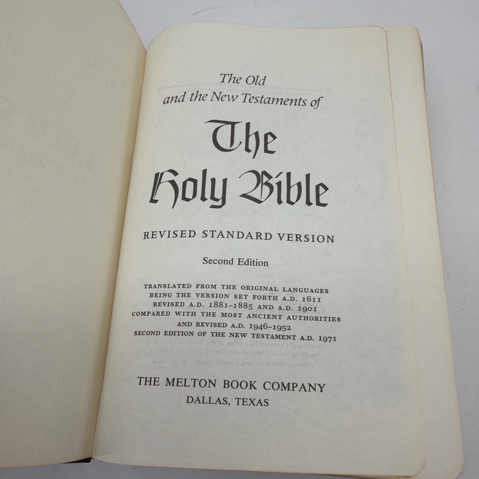 VTG 1971 Holy Bible Black Genuine Leather Revised Standard Version Melton No Rl