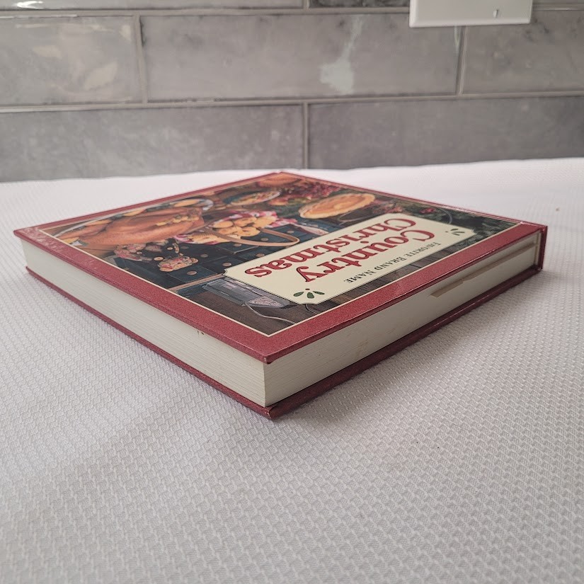 Christmas Cookbook Country Recipes LARGE Hardcover Dinners Desserts Holidays