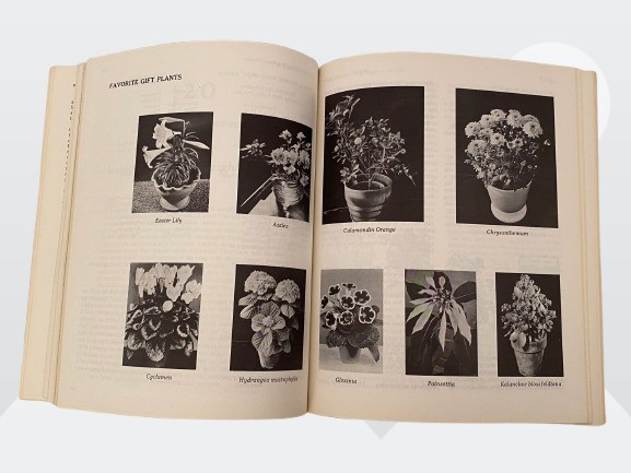 Vintage 1967-68 McCall’s Garden Book by Gretchen Fischer Harshbarger 520 Pages