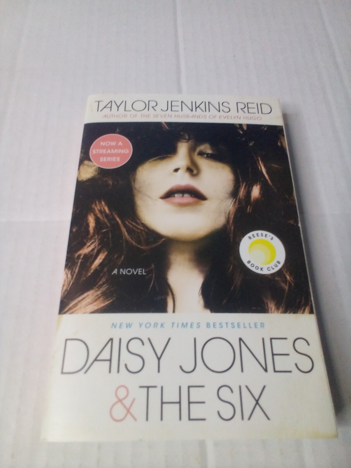 Daisy Jones & The Six Taylor Jenkins Reid Paperback Novel