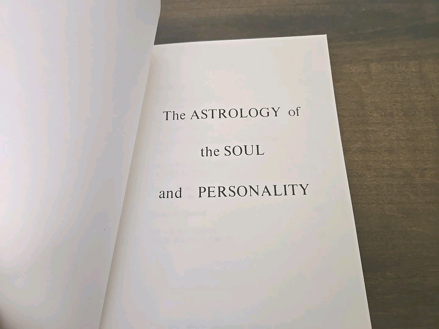 Taurus Astrology Guide Personality & Soul Characteristics. Paperback 72 Pages