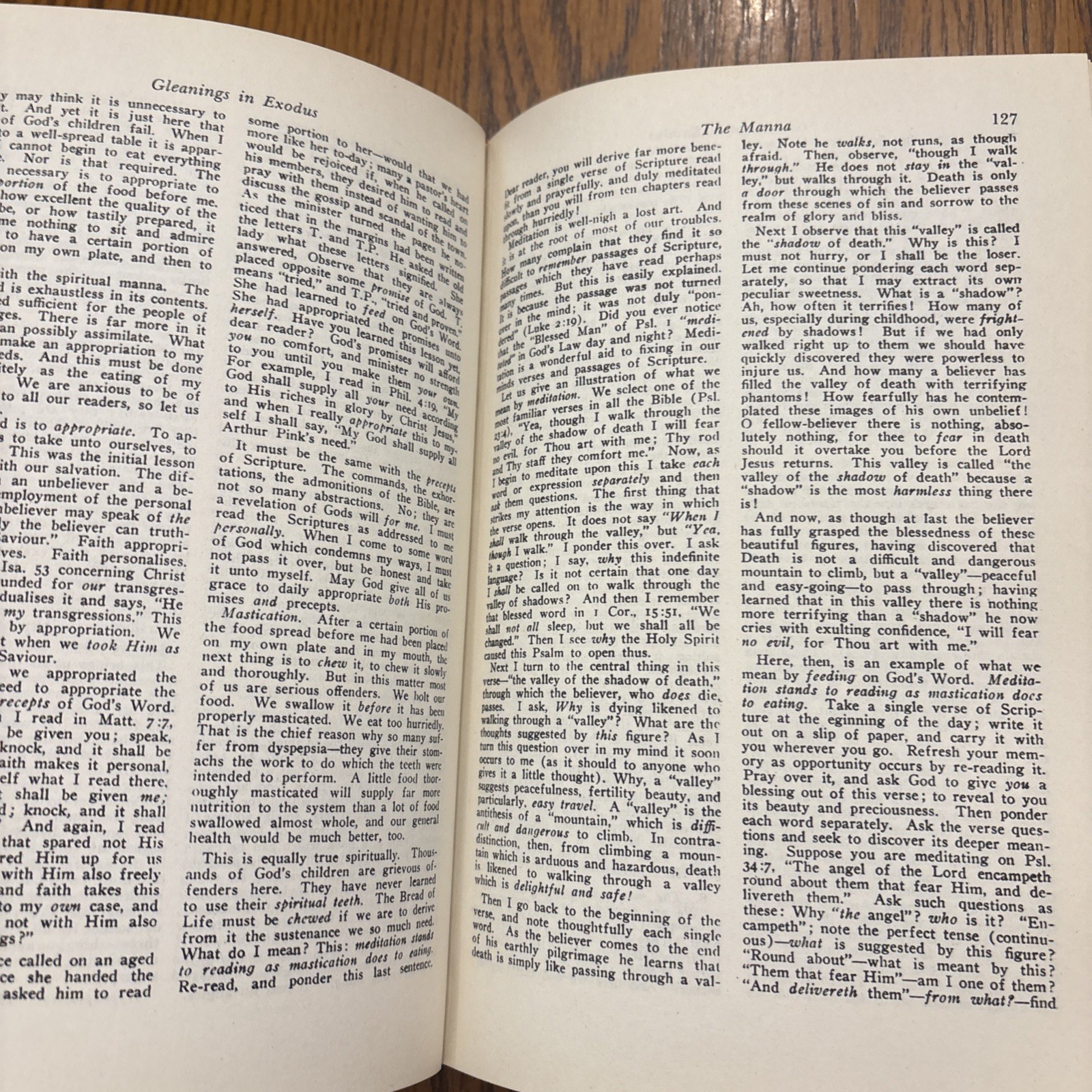 Gleanings In Exodus By Arthur W. Pink HB