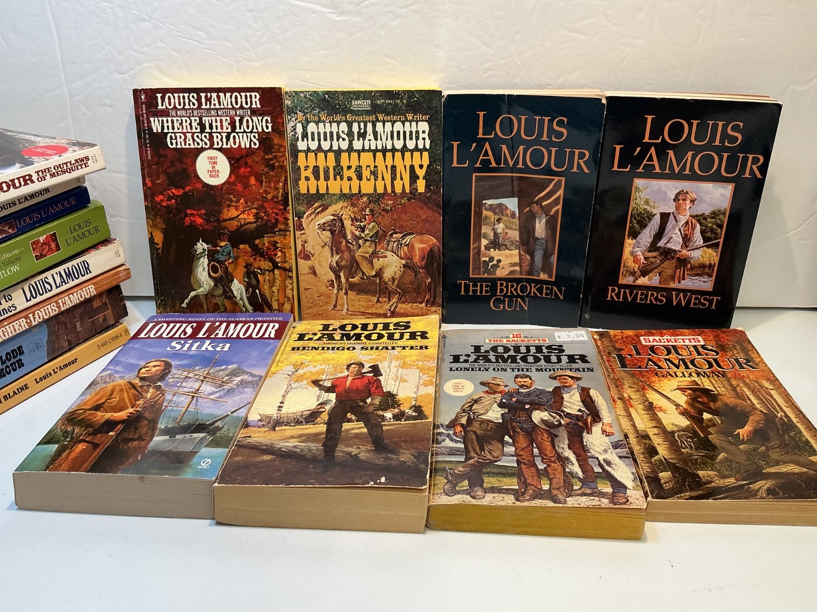 Lot of 16 Louis L’Amour Vintage Novels (PPBK)