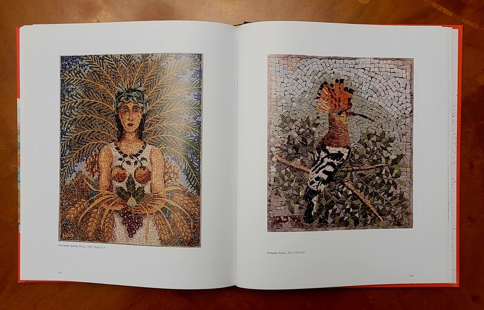 Moshe Kagan, Biography and Art, 2019, 276 pages.