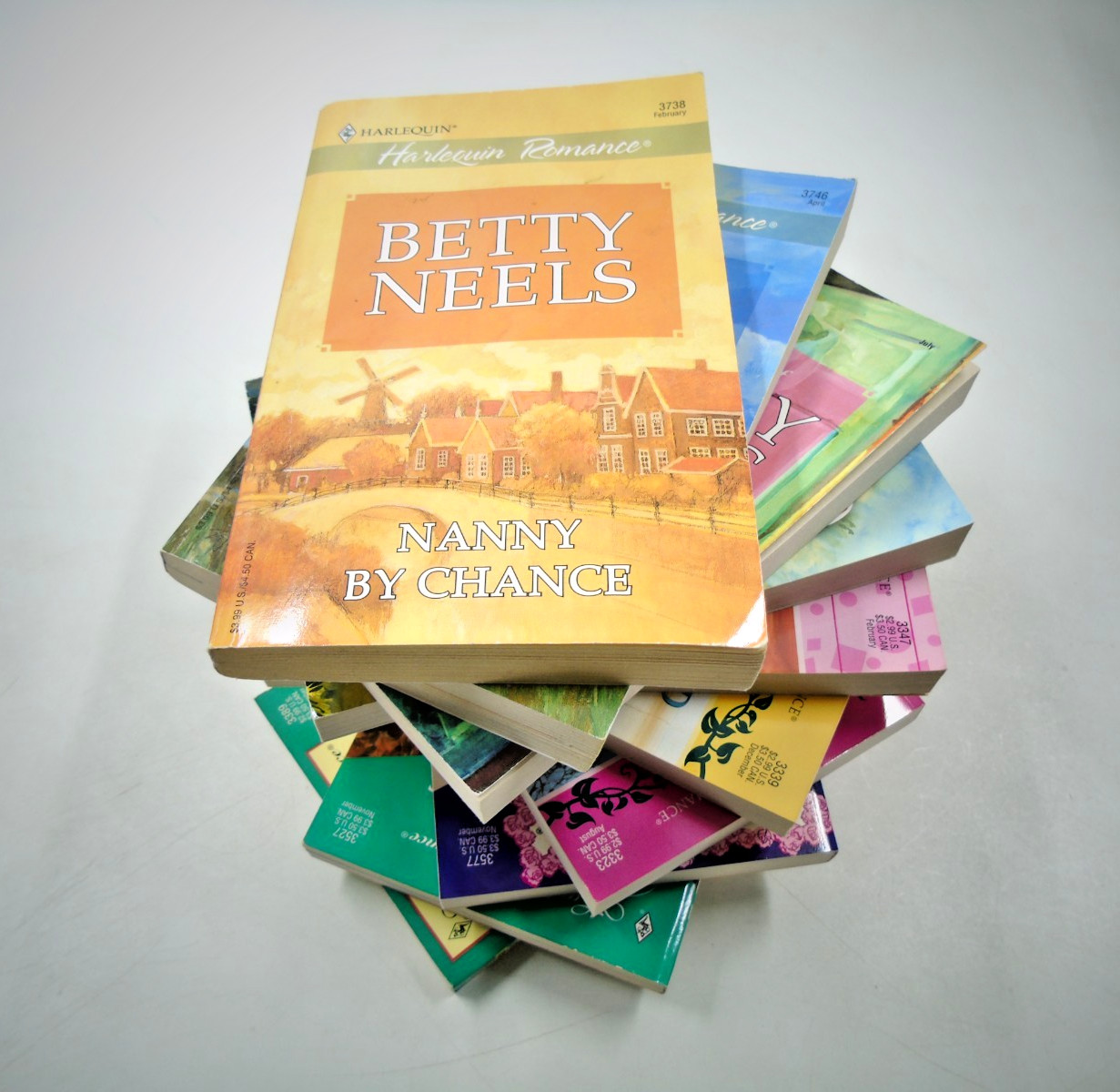 Vintage Lot of 10 Betty Neels Harlequin Romance Paperback Books, See Description