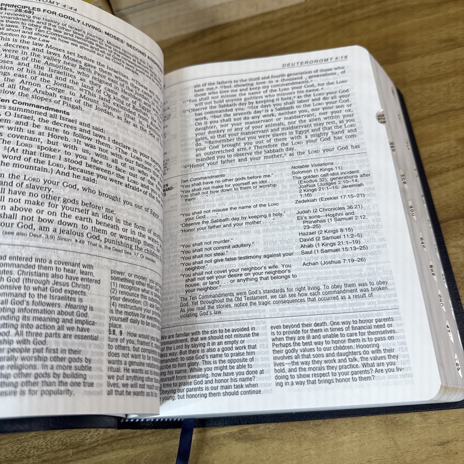 Life Application by Zondervan Staff and Bruce B. Barton 1995 Bonded Leather