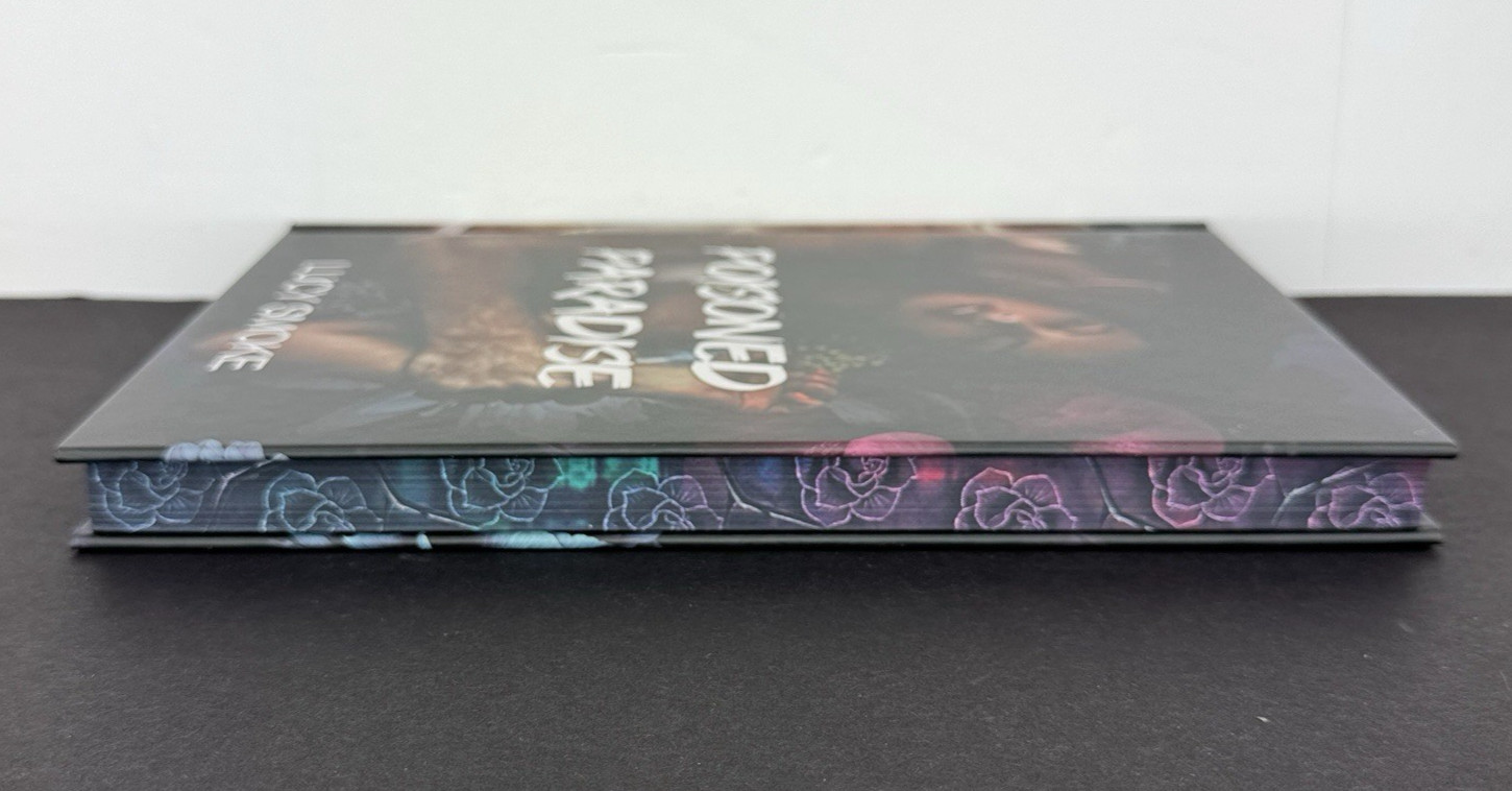 Twisted Fiction Lucy Smoke Poisoned Paradise Event Exclusive Hardcover
