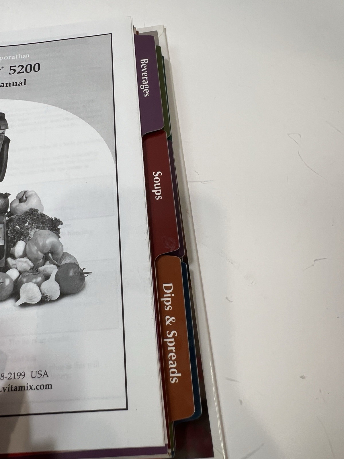 VITA-MIX 5200 3-ring binder w Tabs Cookbook 300 pages Whole Grains, easel