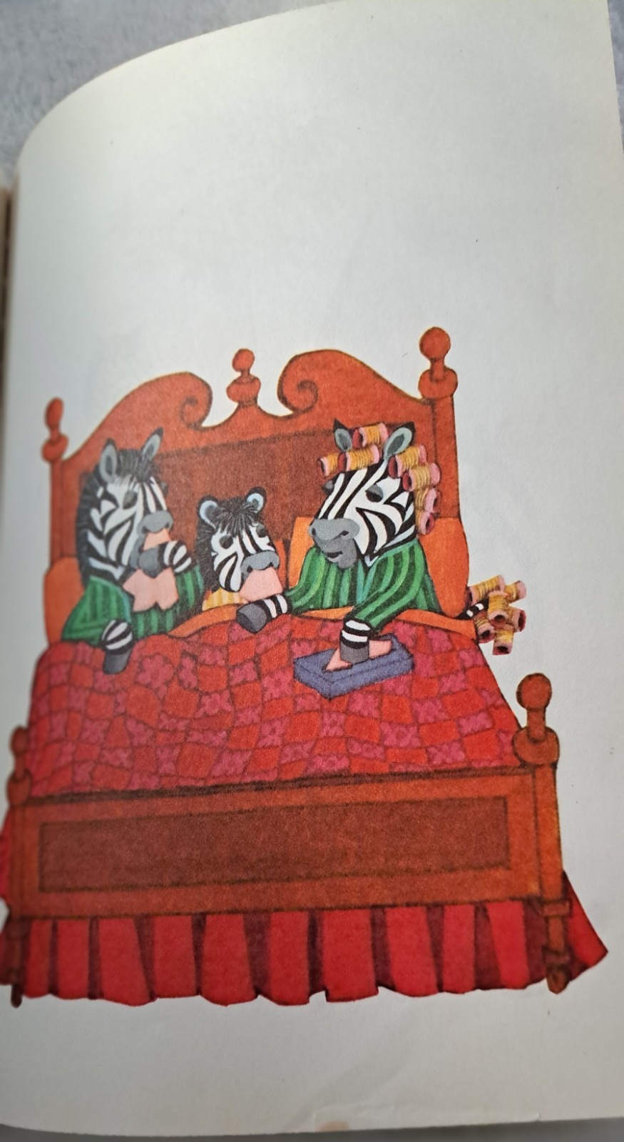 Moe Q. McGlutch, He Smoked Too Much – Ellen Raskin – 1973 HB Book