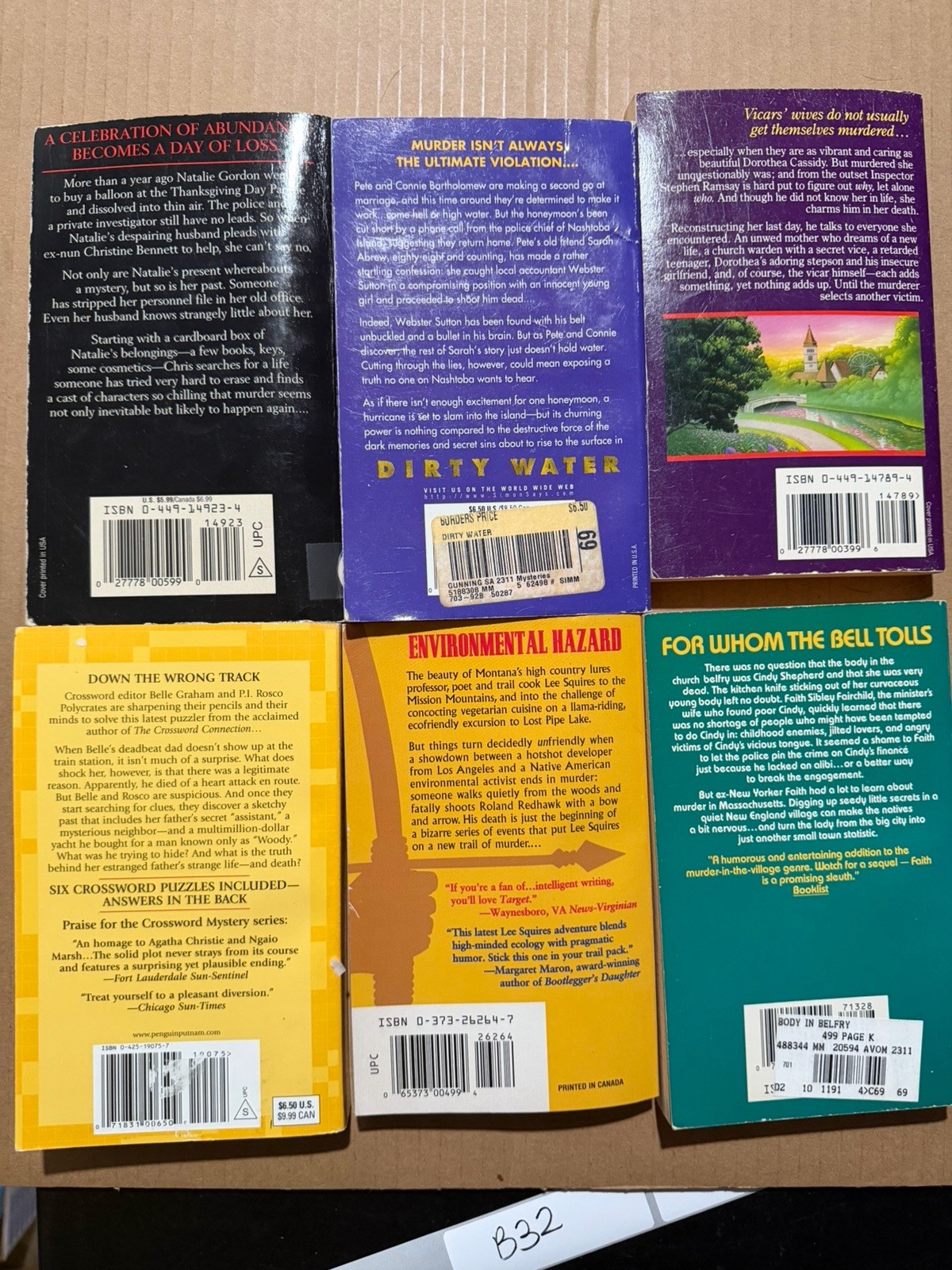 Lot of 10 random murder mystery novel paperback books, various authors B32