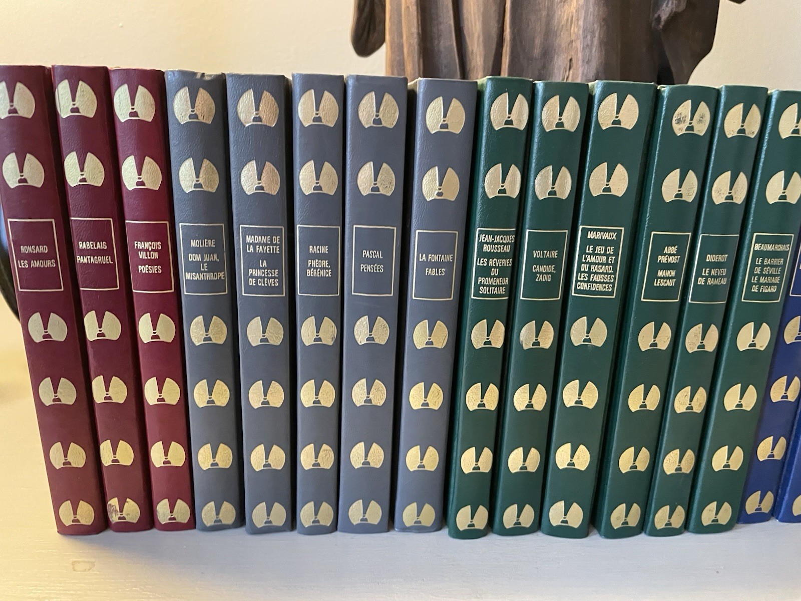 French Literature Classics Hardcover Collection (42 titles) – Académie Goncourt