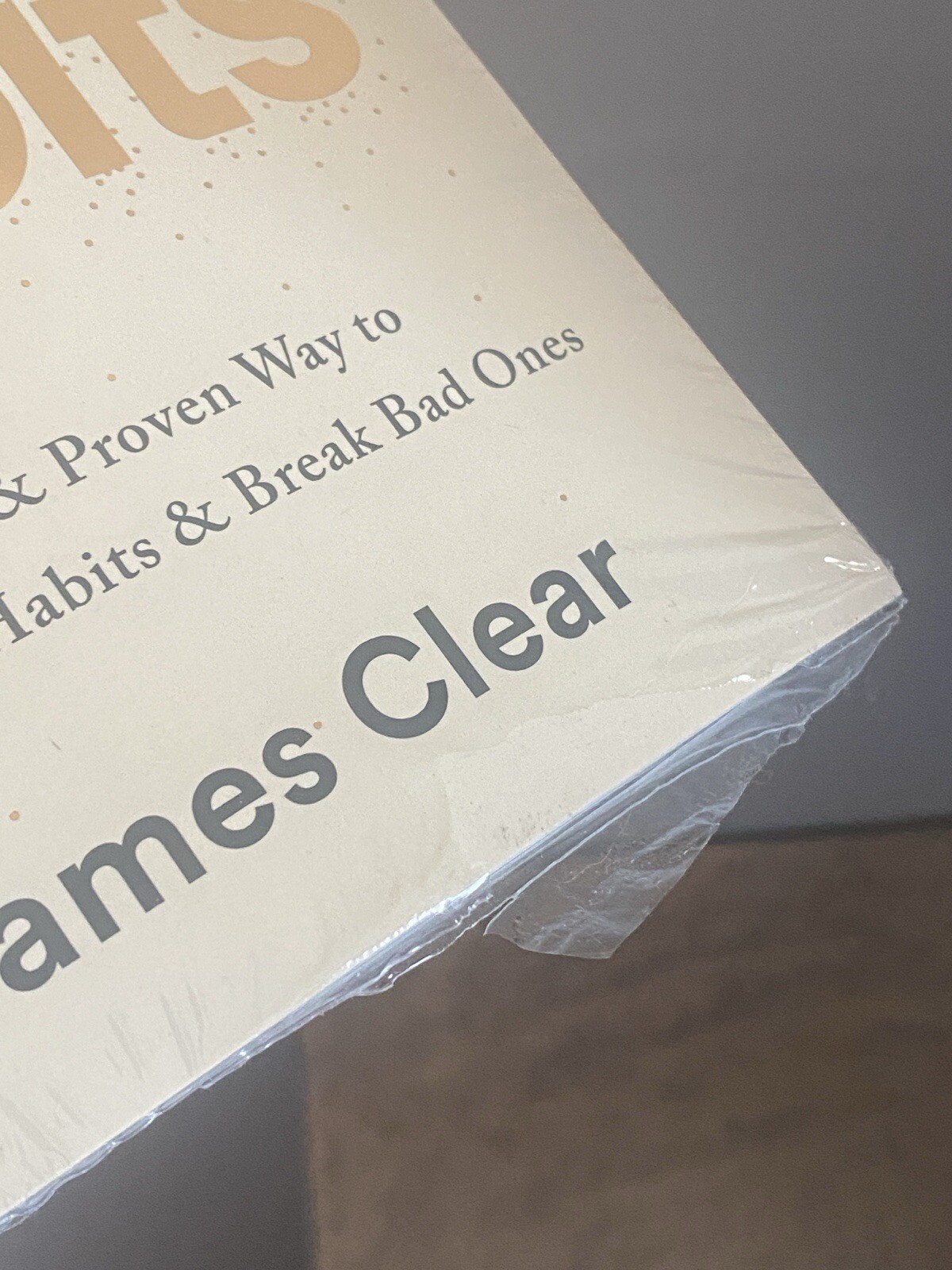 Atomic Habits by James Clear Build Good Habits & Break Bad Ones (Paperback) NEW