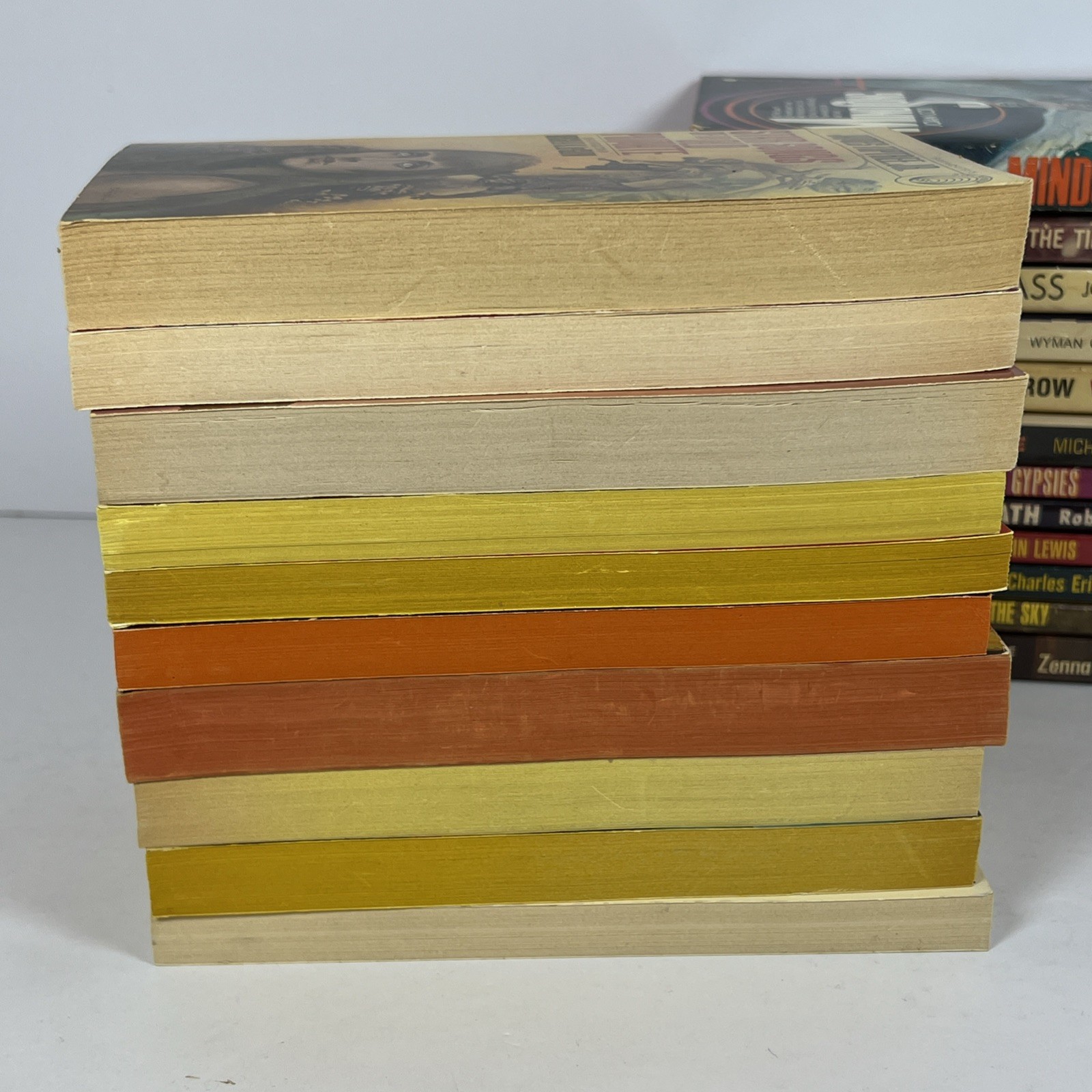 LOT of 22 Vintage 1960-70’s Science Fiction Novels Paperback Books Avon Del Rey