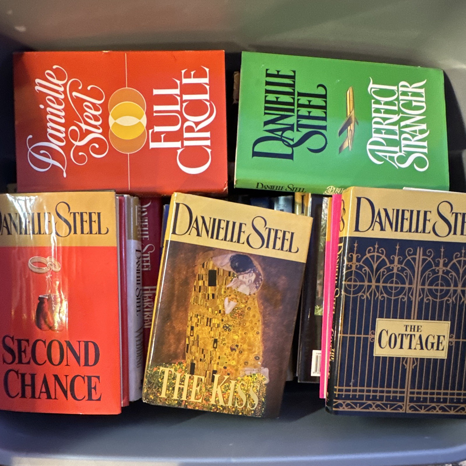 Danielle Steel Hardcover Fiction Novel Lot 60 Dust Jackets Romance Titles