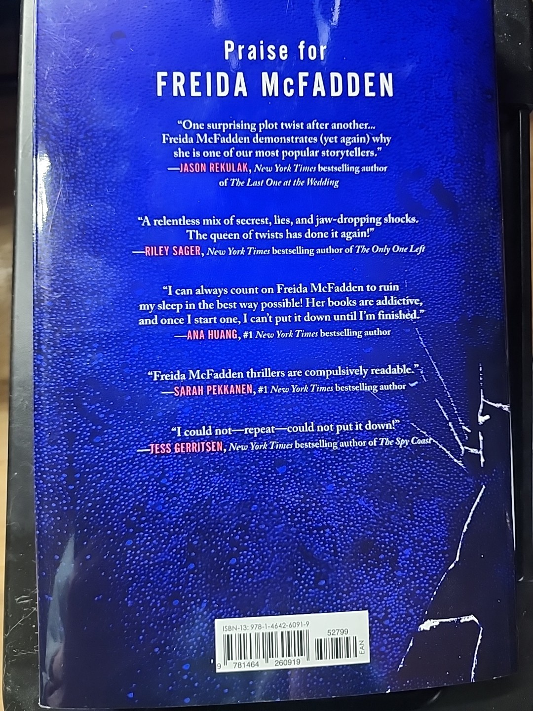 Intruder by Freida McFadden (2025, Hardcover)