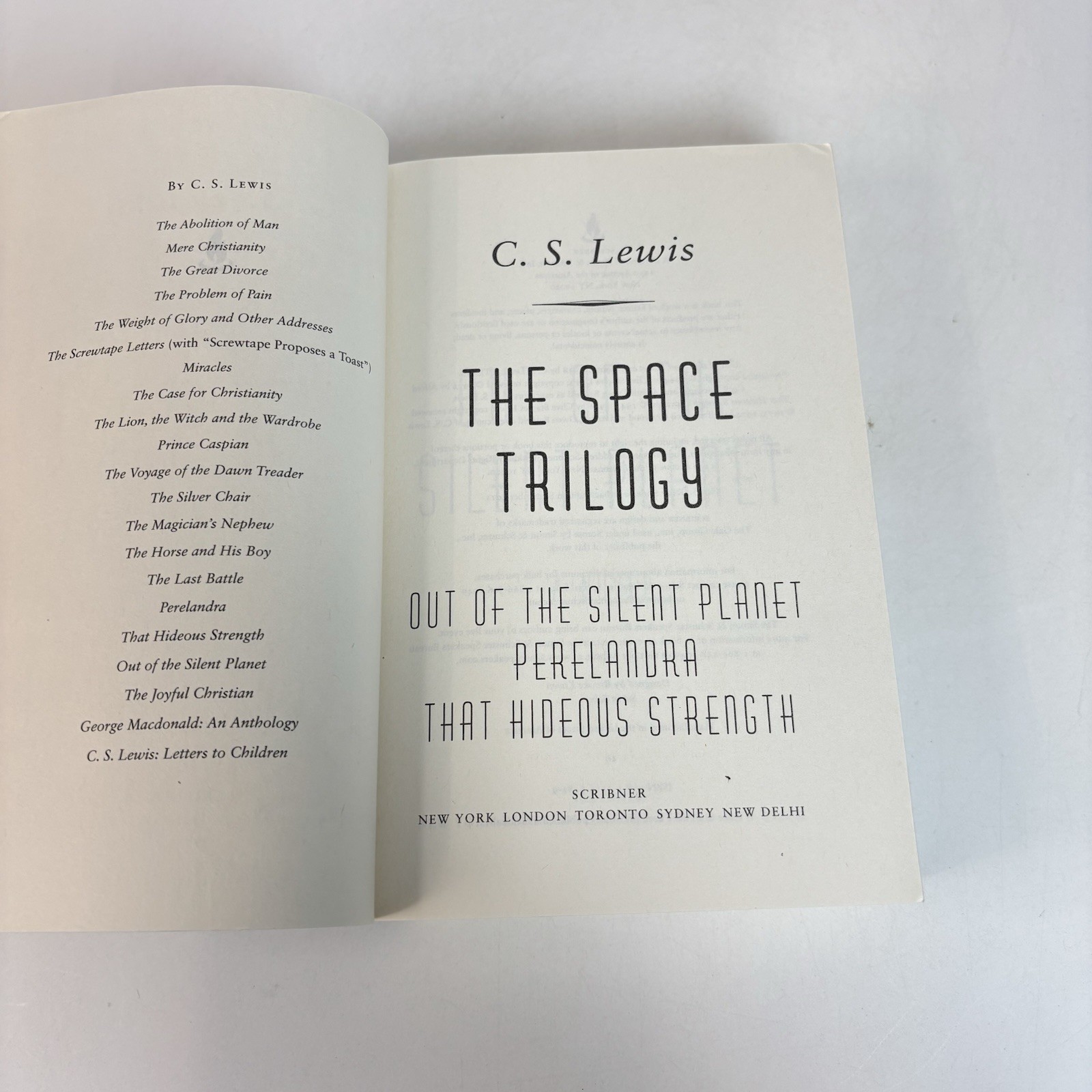 C.S. Lewis The Space Trilogy Omnibus Paperback 2011 Scribner 3-in-1 Sci Fi PB G5