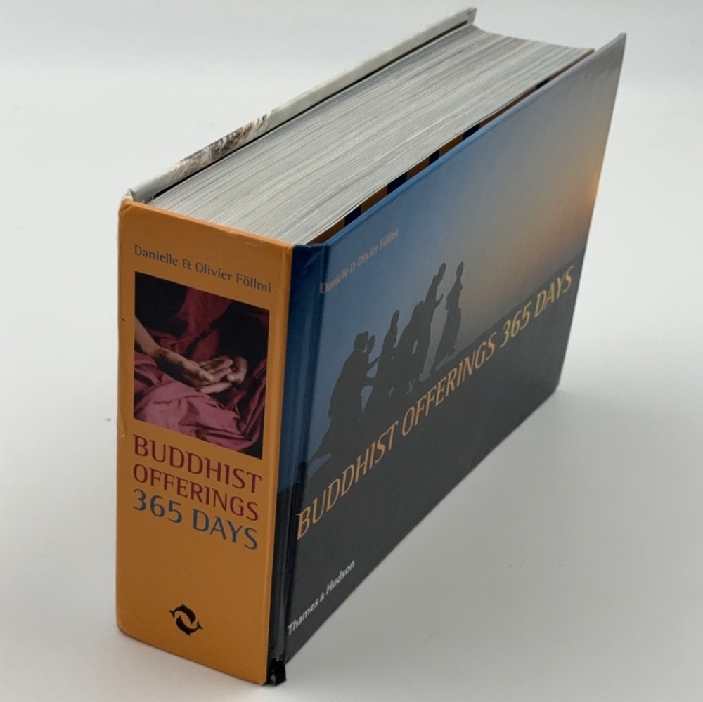 Buddhist Offerings 365 Days Danielle & Olivier Follmi Hardcover Thames & Hudson