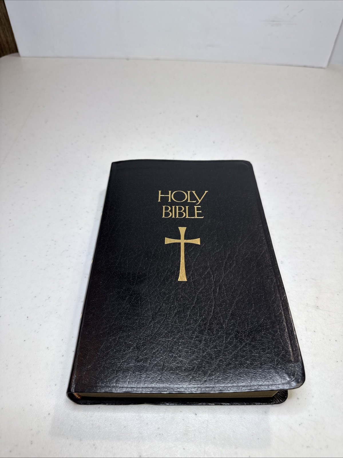 The New American Holy Bible 1991 Catholic Edition 9053 Copyright 1987