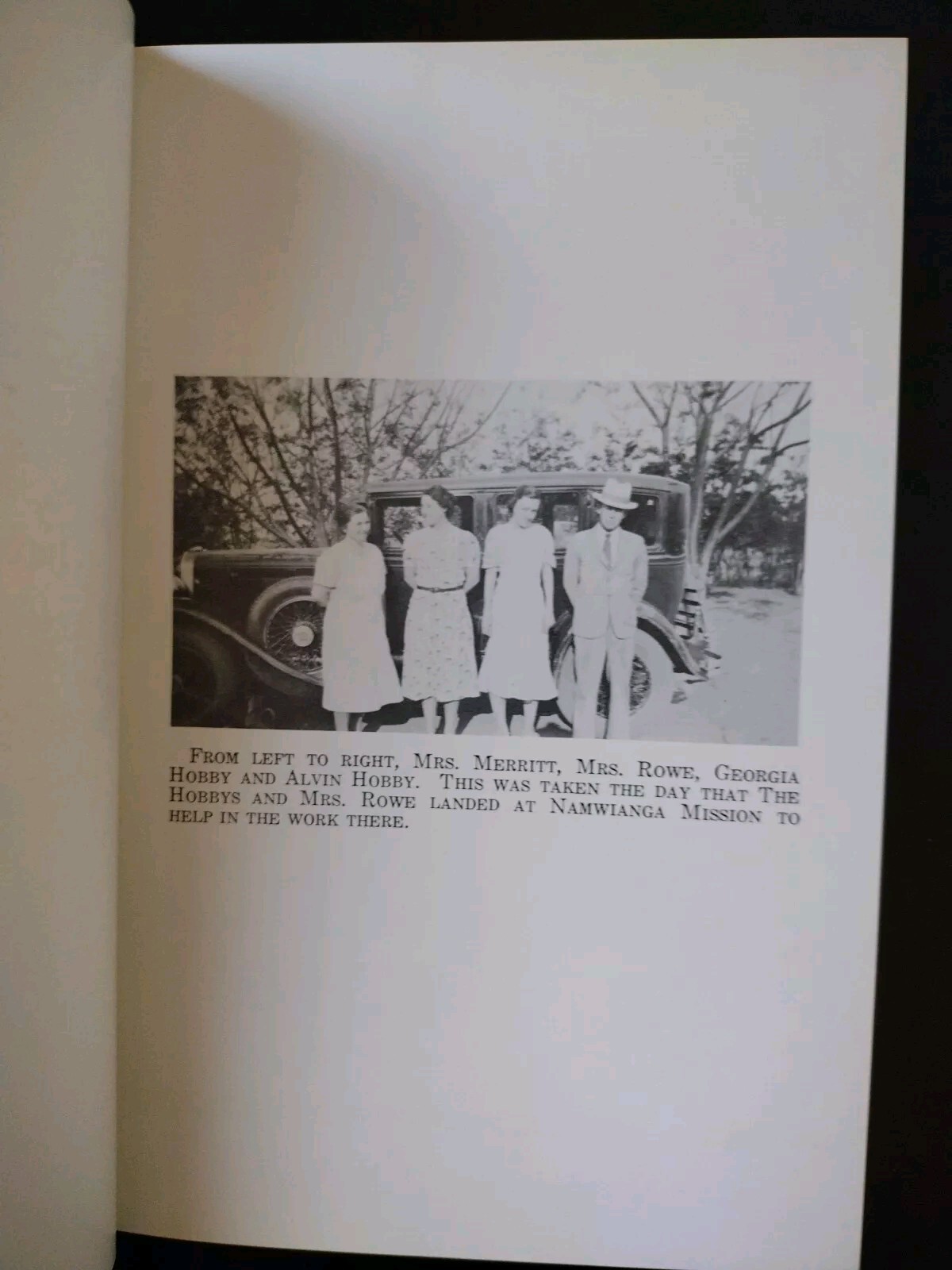 THE DEW BREAKERS. Dow Merritt. 1971. HCDJ. (Missions Work – Zambia)