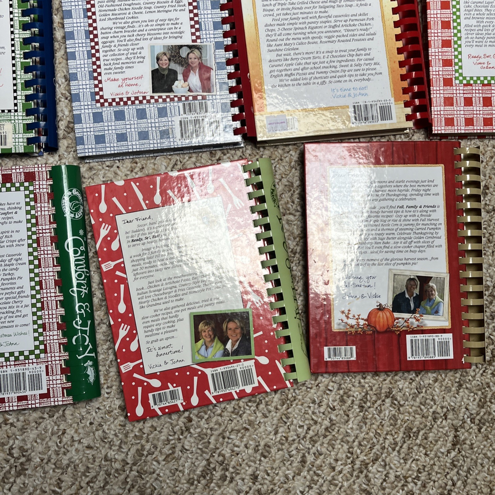 Lot Of 10 Gooseberry Patch Cookbooks Homestyle Casseroles Family Slow Cooking