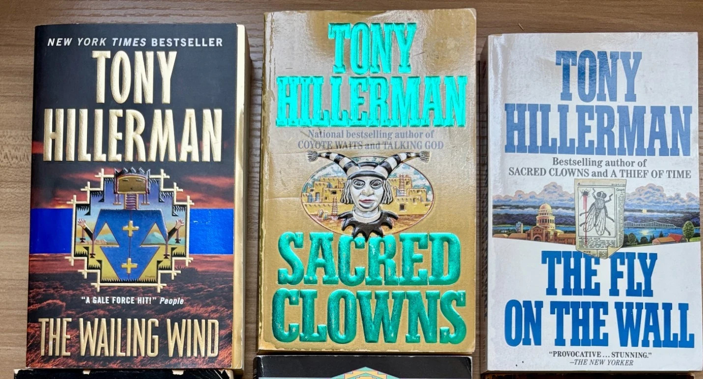 Tony Hillerman Paperback Books Choose Your Book Leaphorn Chee Mystery Thriller
