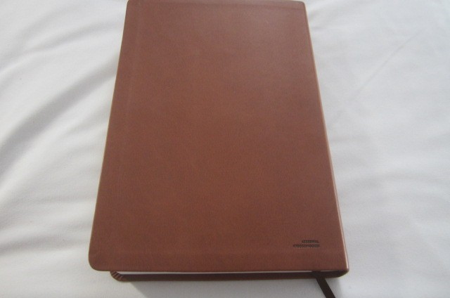 NKJV Giant Print Reference Holy Bible by Thomas Nelson – Brown Leather Cover
