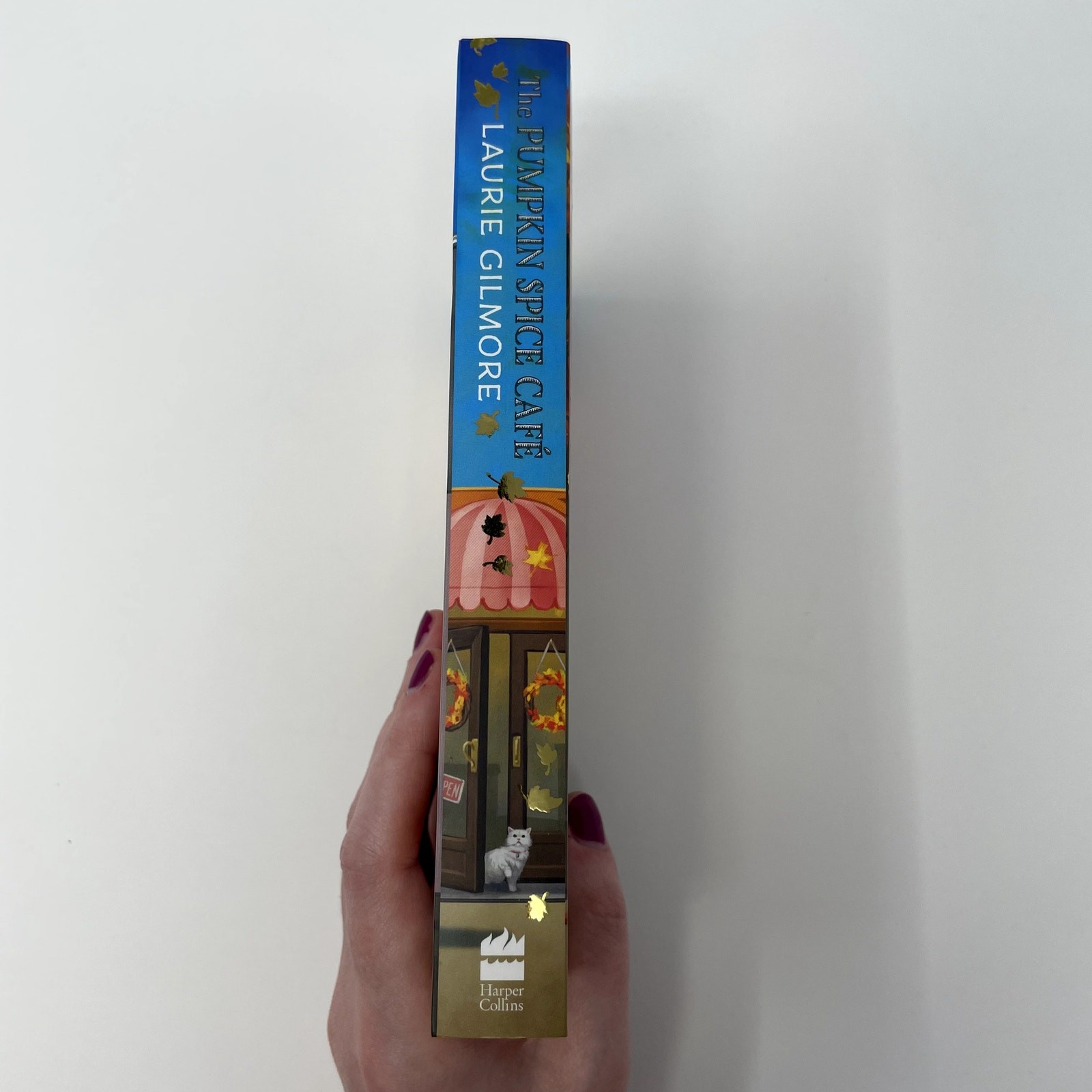The Pumpkin Spice Cafe Laurie Gilmore The WORKS UK Excl Sprayed Edges Book