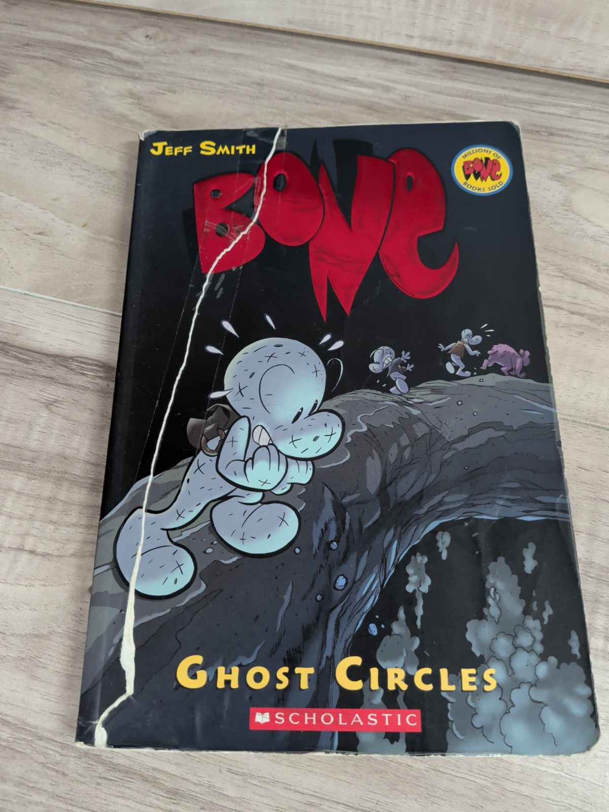 Lot of 10 BONE Graphic Novel Series by Jeff Smith Complete 1-8 & Rose Handbook