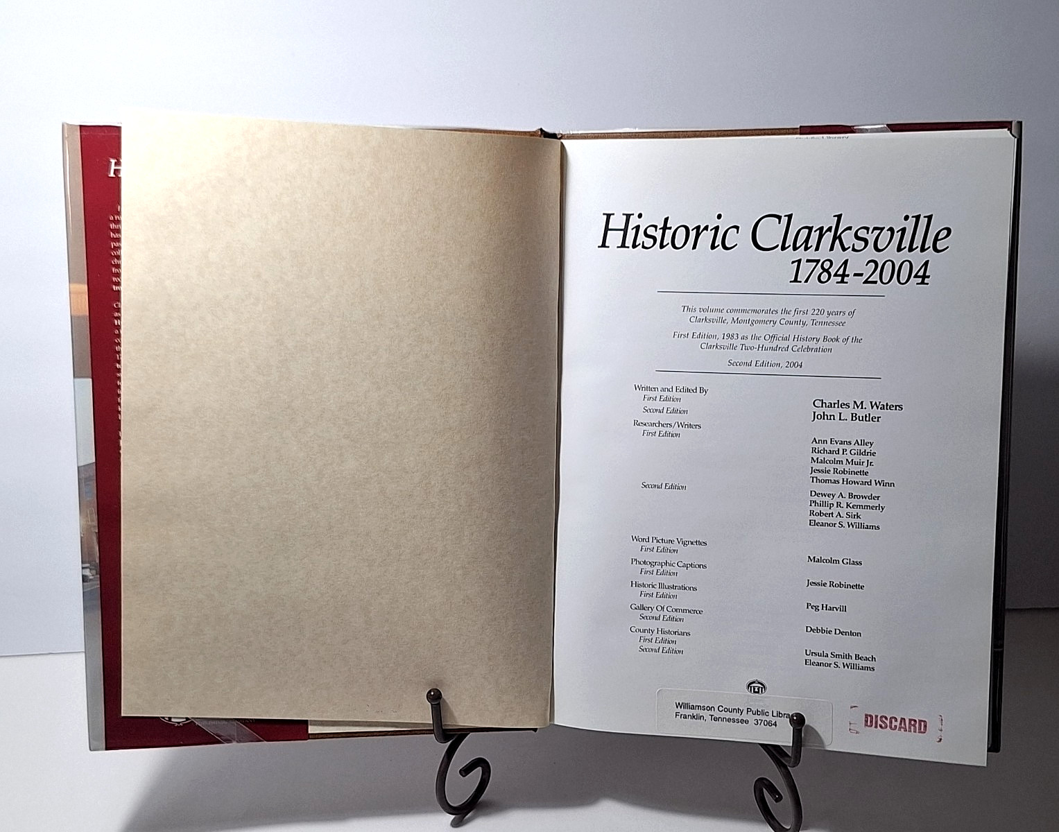 Historic Clarksville: 1784-2004 – Tennessee – Ex-Library