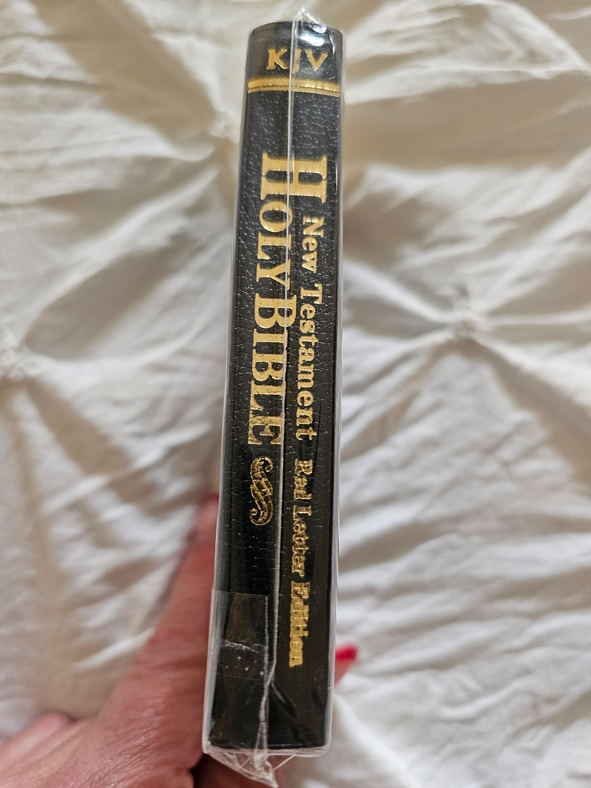 New The Holy Bible King James Version KJV Pocket Size Mini Glided New Testament