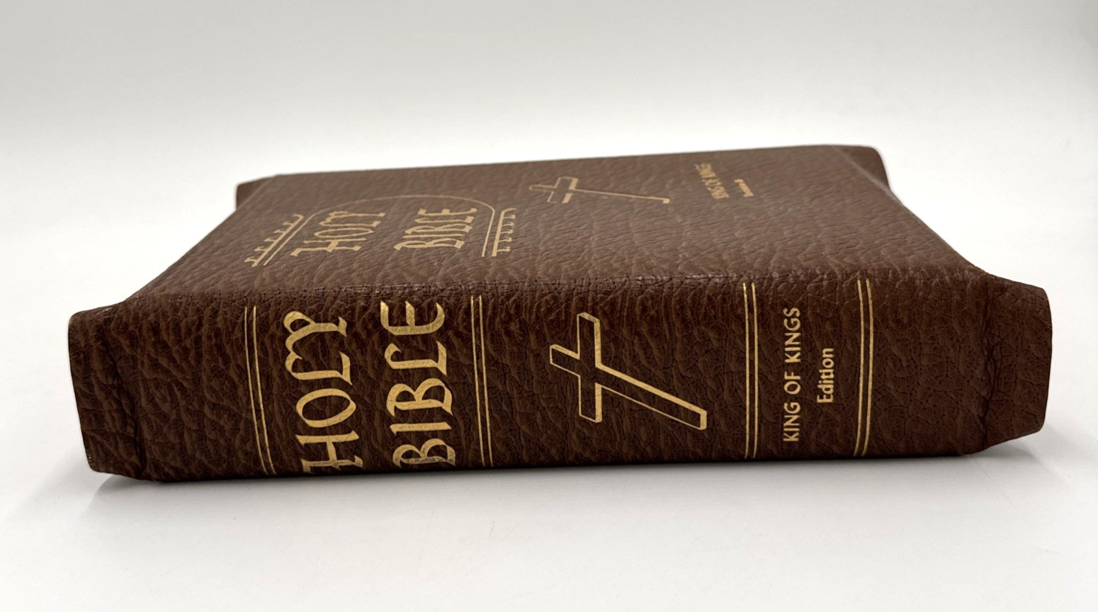 Holy Bible King of Kings Revelation 19 KJV 1954 Book Production Industries