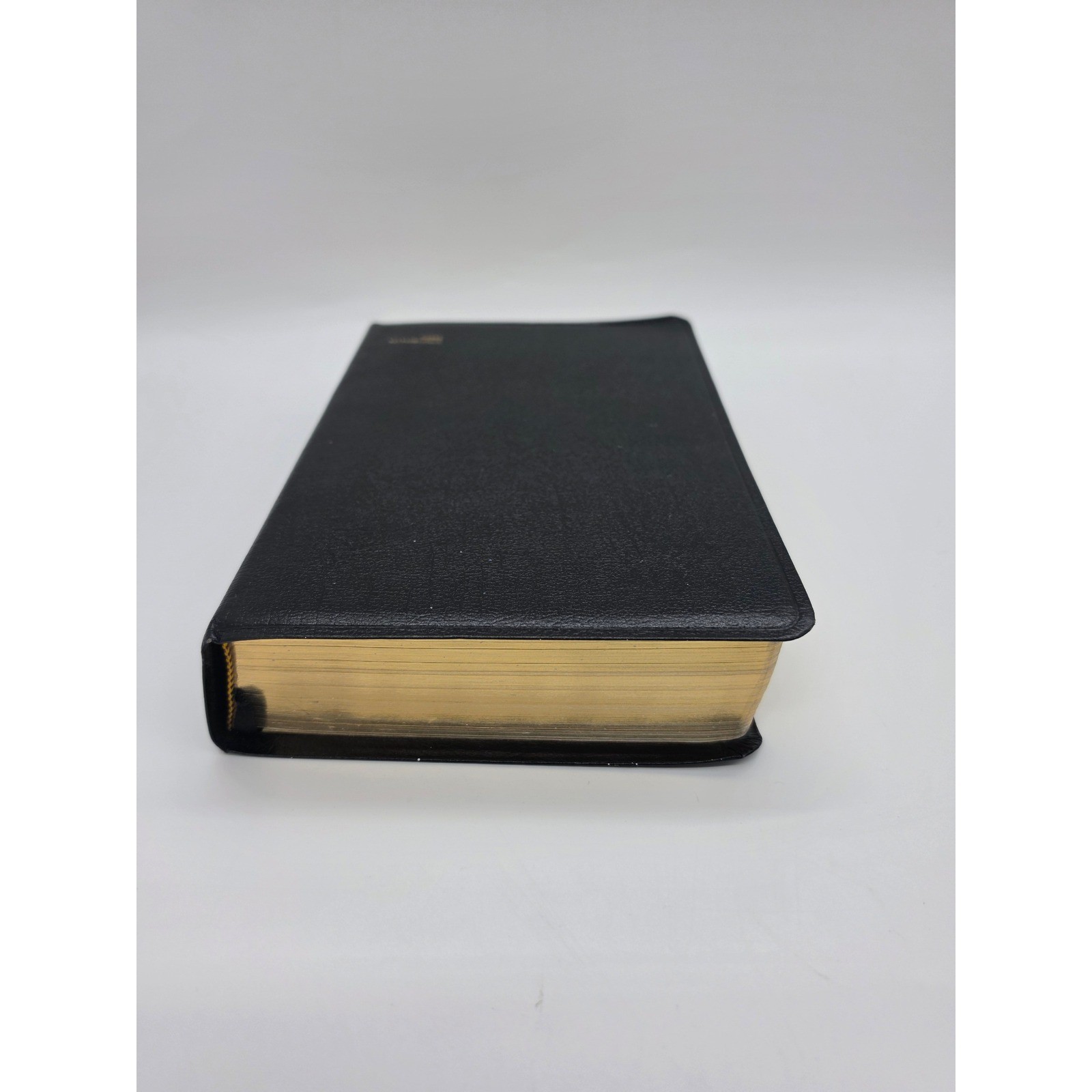 Nelson NKJV Study Bible New King James Version Black Bonded Leather Gold Gilded