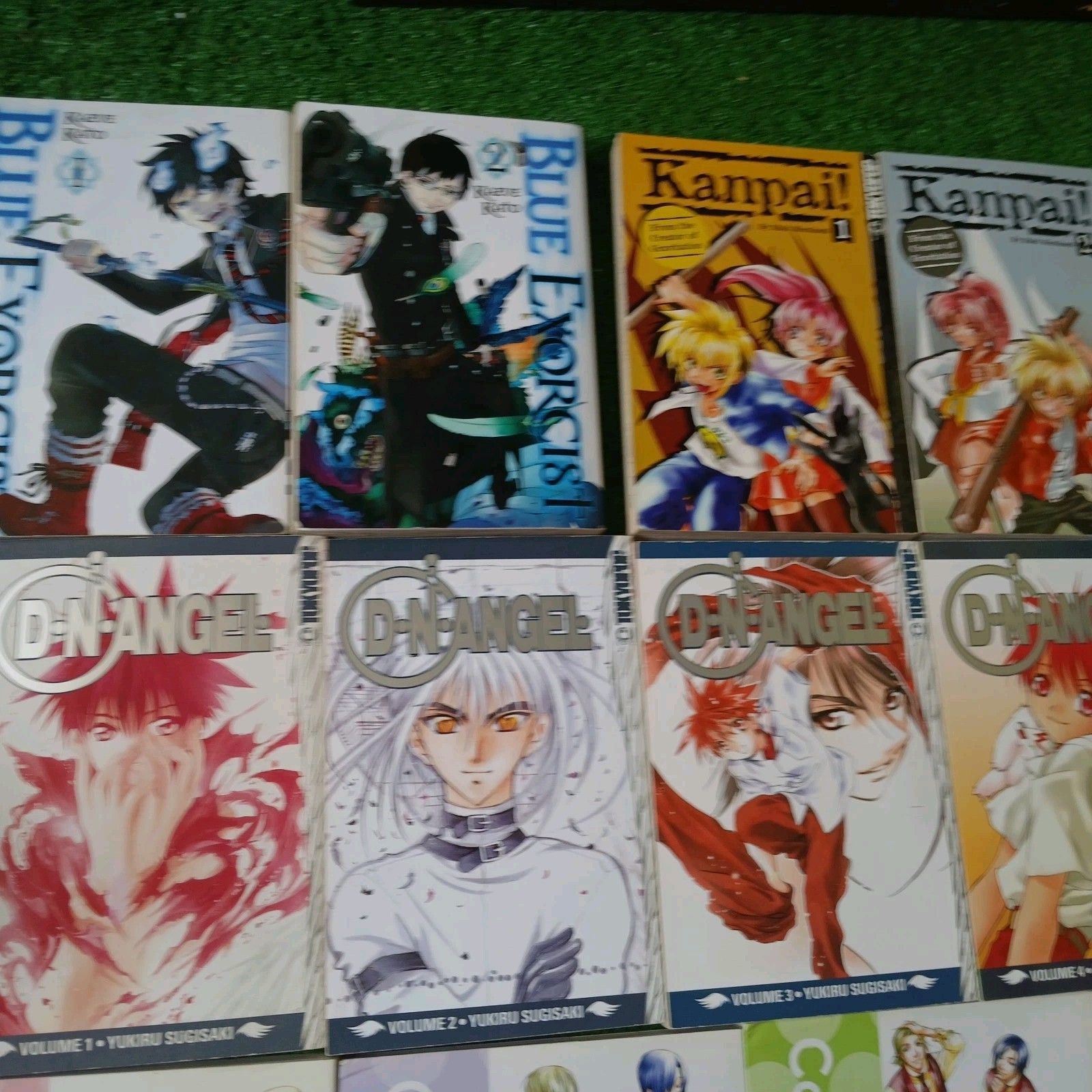 VTG LOT OF 31 MANGA BOOKS 2000S UP NICE LOT MIX UC READ DESCRIPTION