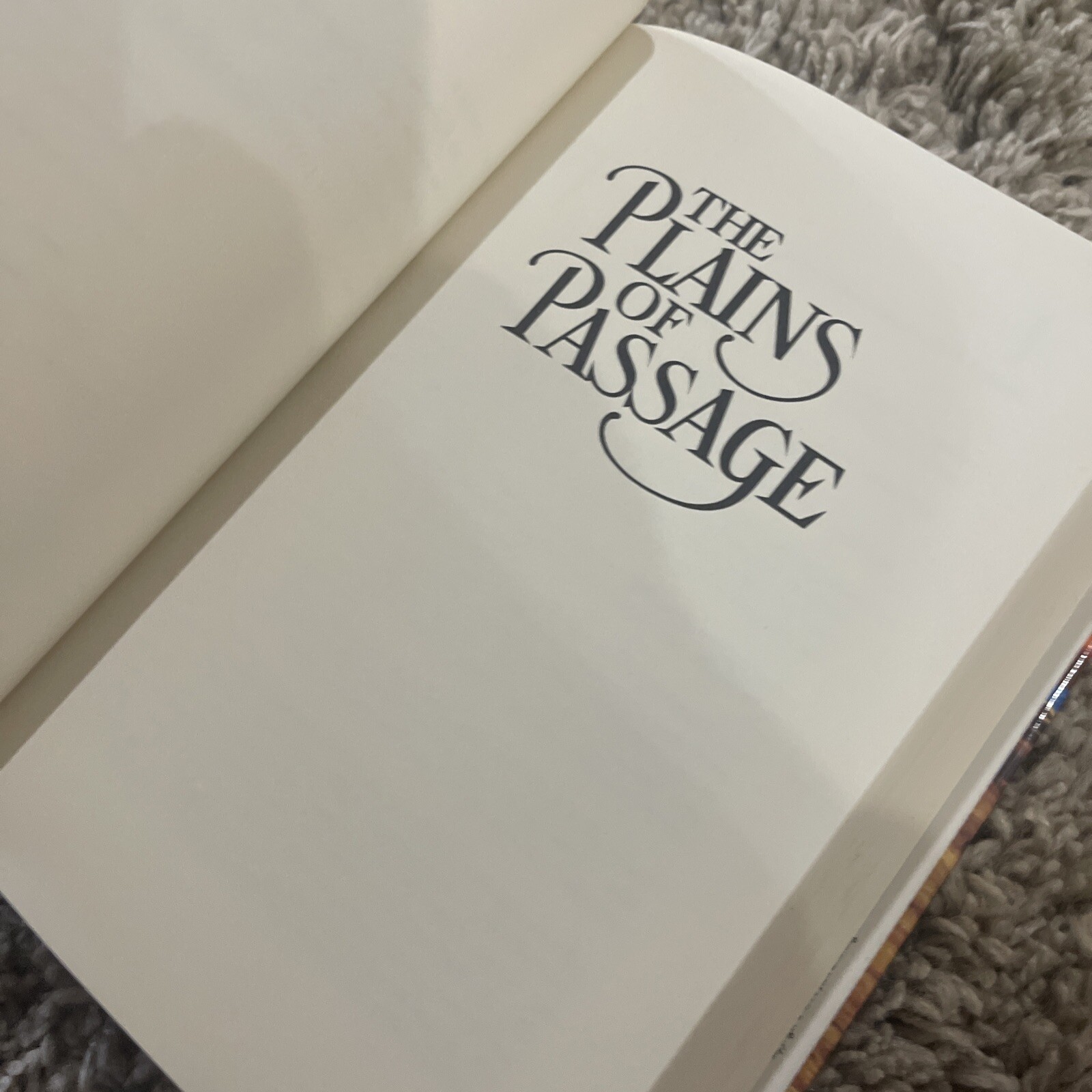 Earth’s Children Ser.: The Plains of Passage : A Novel by Jean M. Auel 1990 HCDJ
