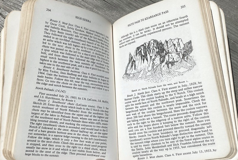 Mountaineer’s Guide to High Sierra 1972 Totebook; Hervey Voge, Smatko; 356 pages