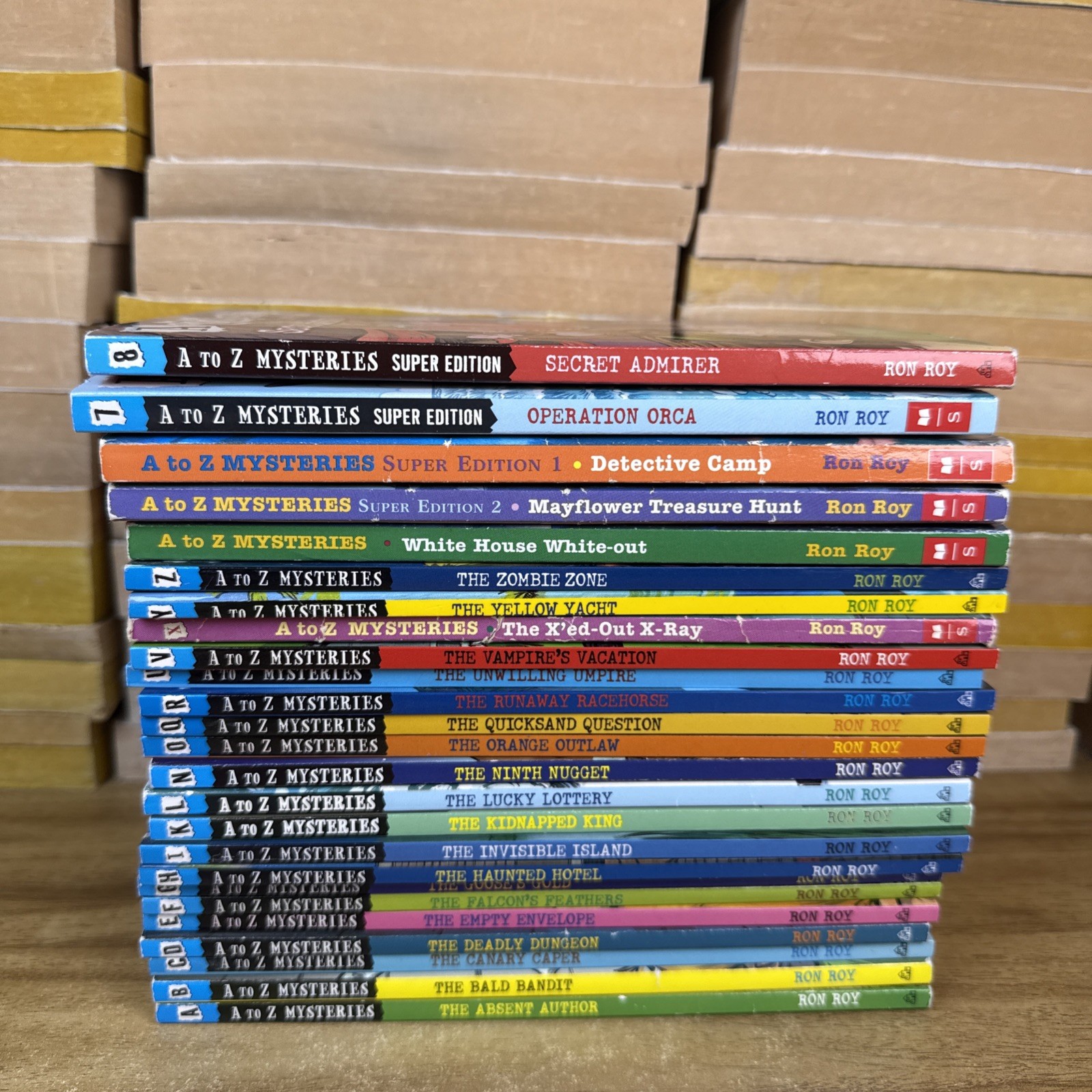 LOT OF 25 A TO Z MYSTERIES CHAPTER BOOKS Mixed Lot AGES 6-9 Paperback