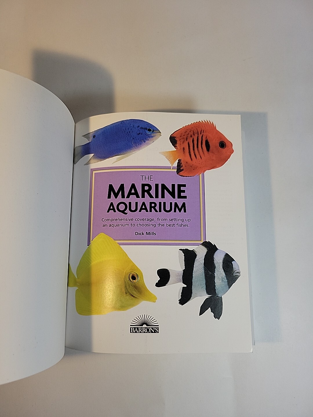 Mini Encyclopedia: Marine Aquarium – Comprehensive Coverage