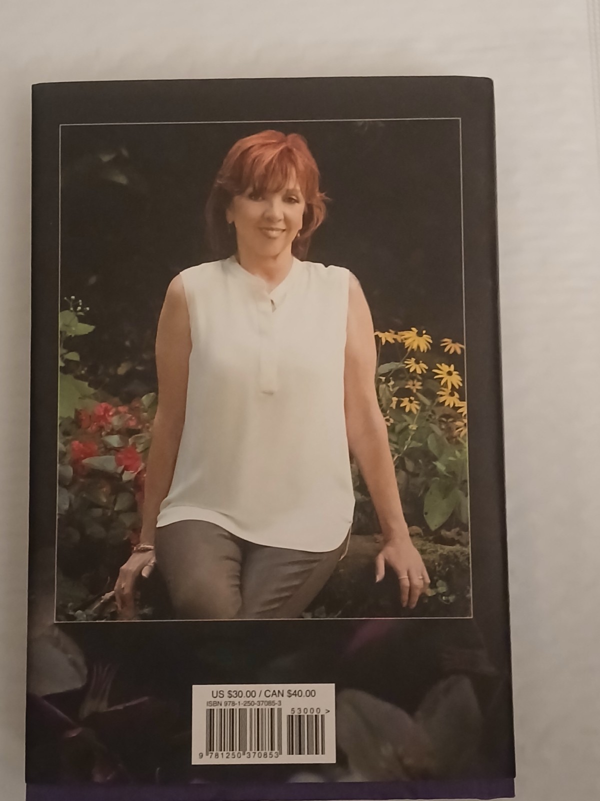 Hidden Nature by Nora Roberts (2025, Hardcover)