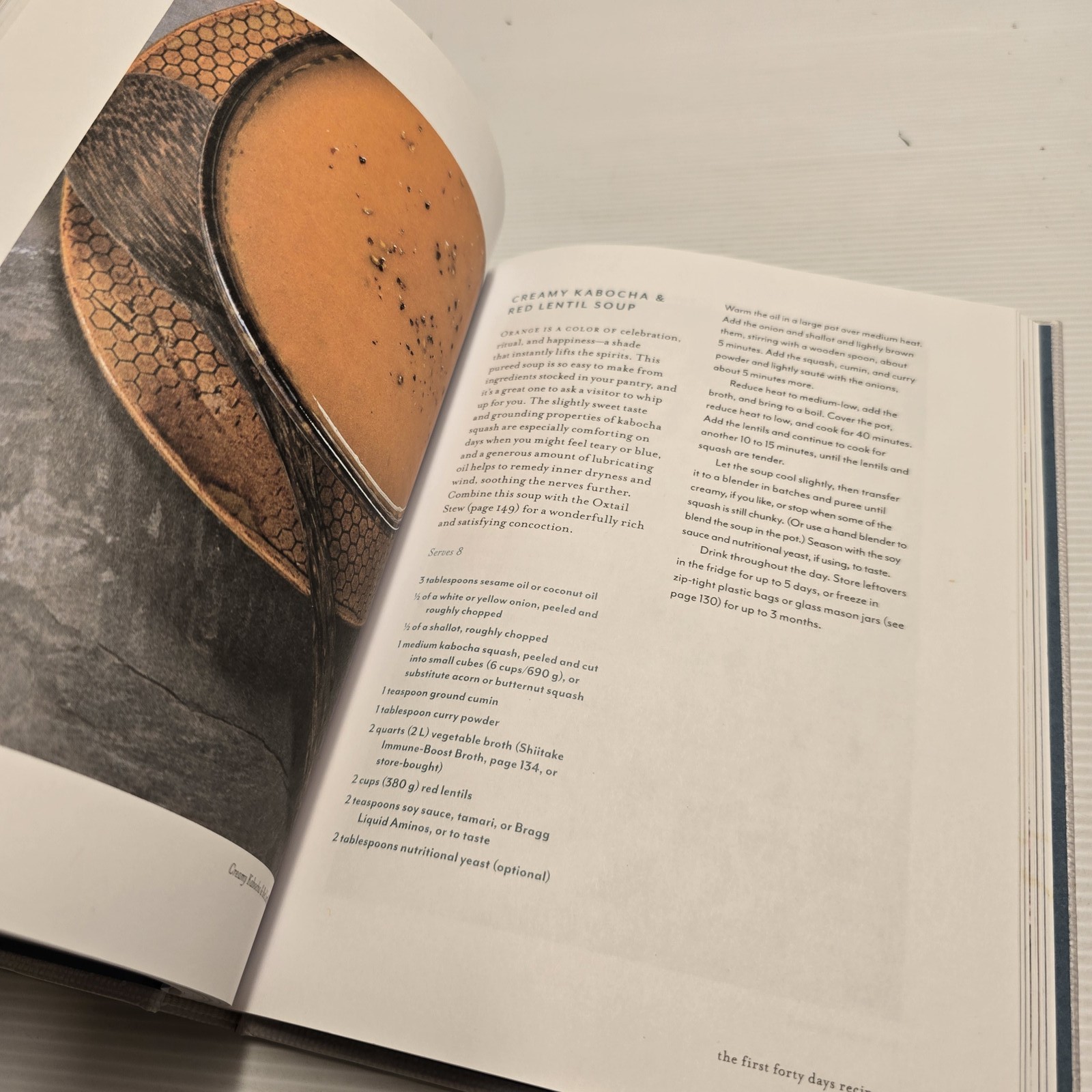 The First Forty Days: The Essential Art of Nourishing the New Mother (Hardcover)