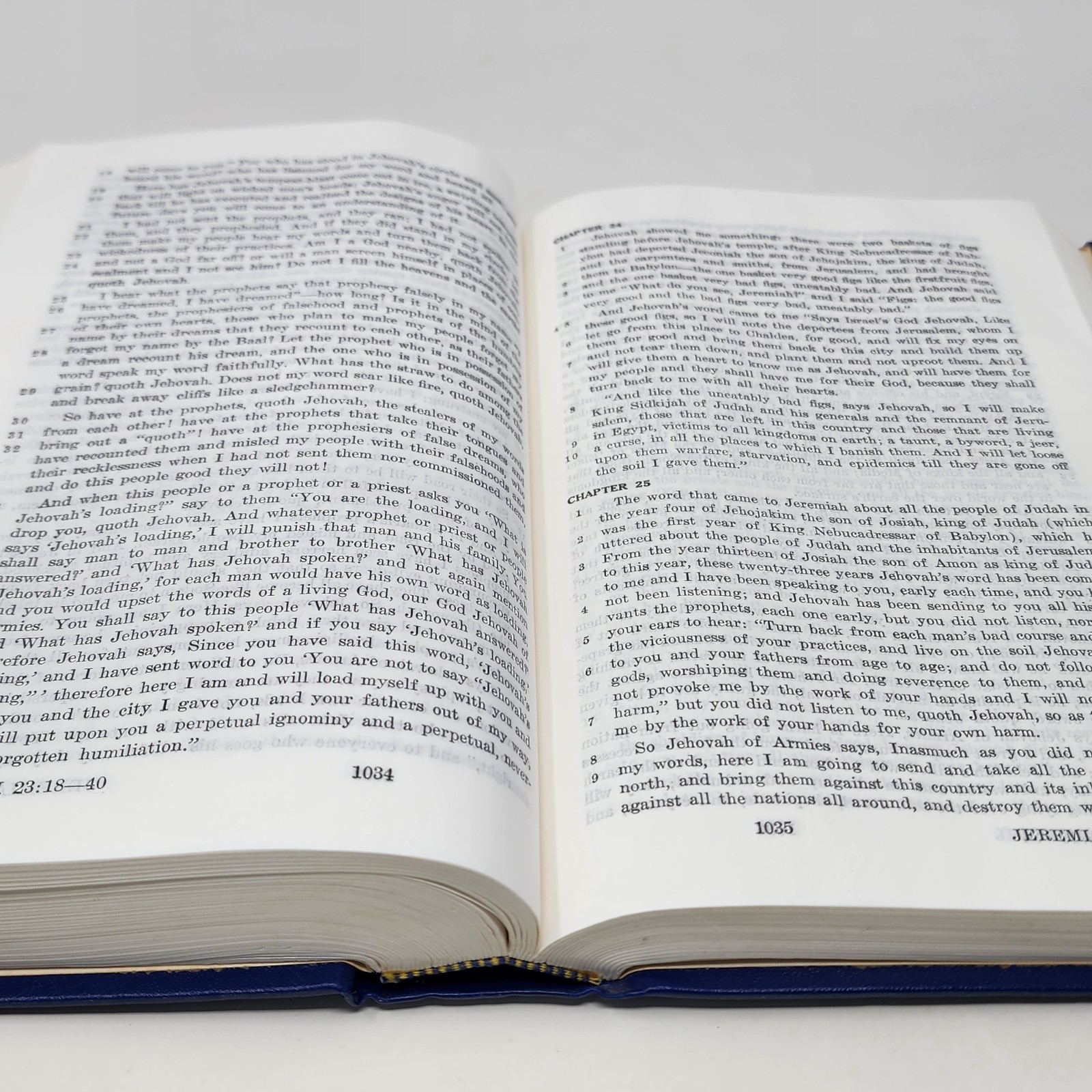 The Bible in Living English Hardcover 1979 Printing Byington Watchtower VG