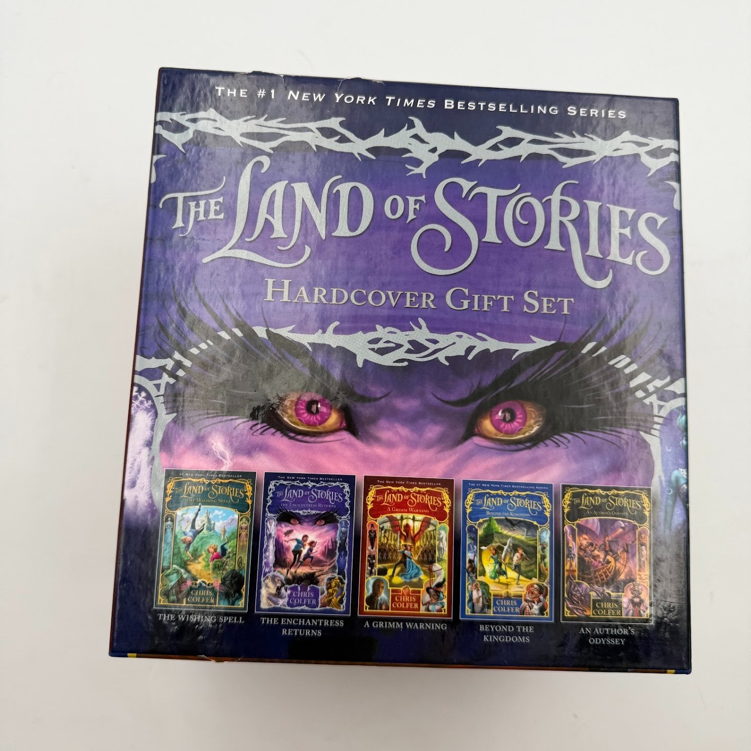 Land of Stories Hardcover Gift Set by Chris Colfer (2016, Hardcover) Vol. 1-5