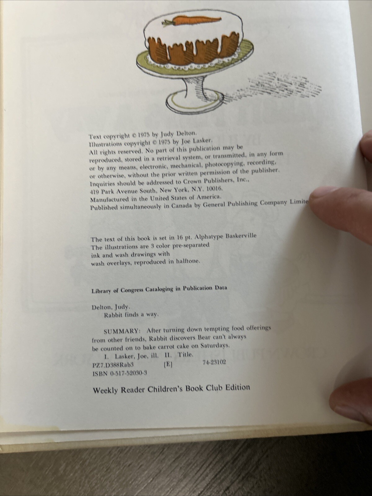 Rabbit Finds a Way by Judy Delton (1975, Hardcover)