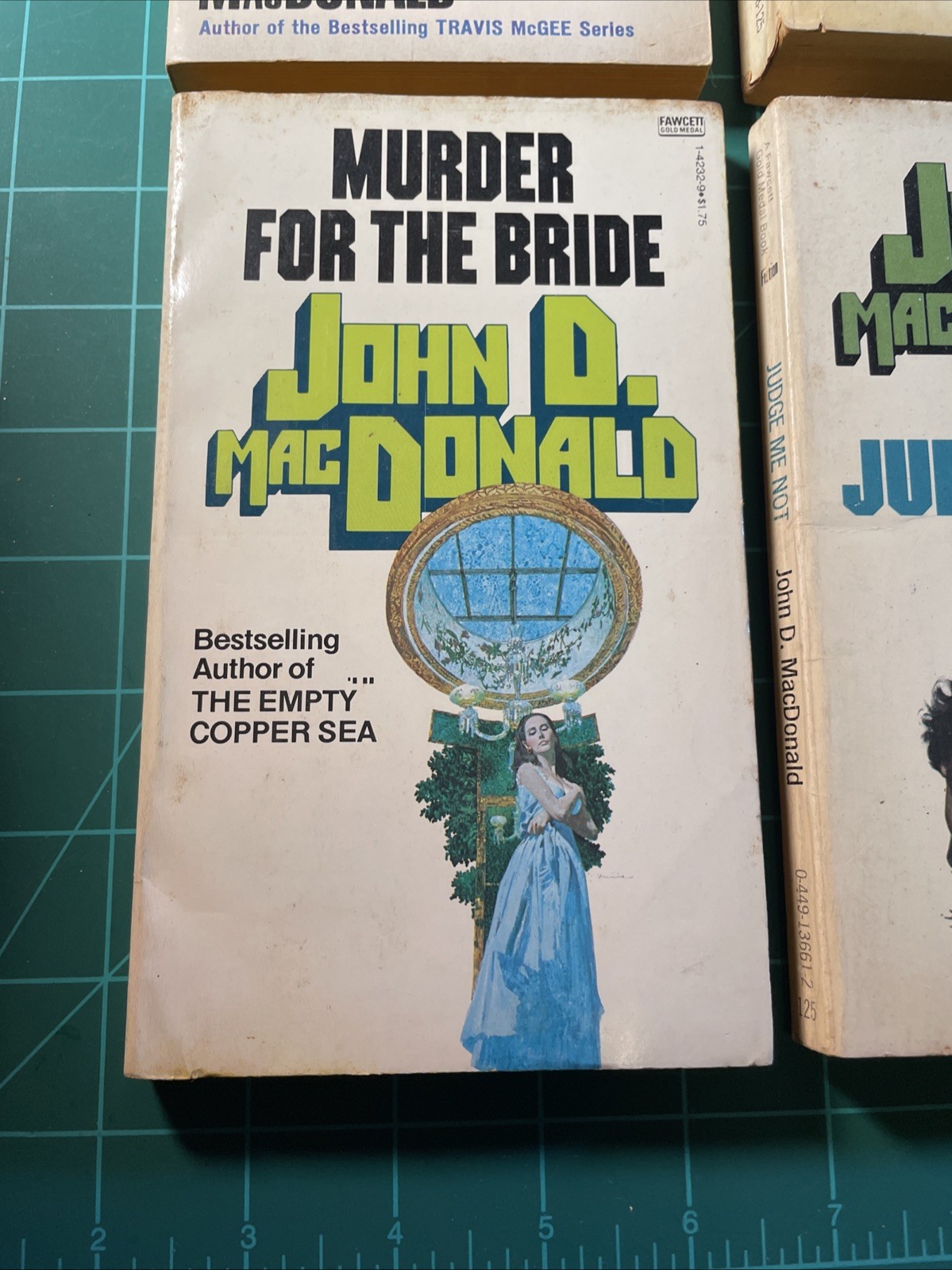 John D MacDonald PB Lot (8) Cry Hard Executioners April Evil Brass Cupcake