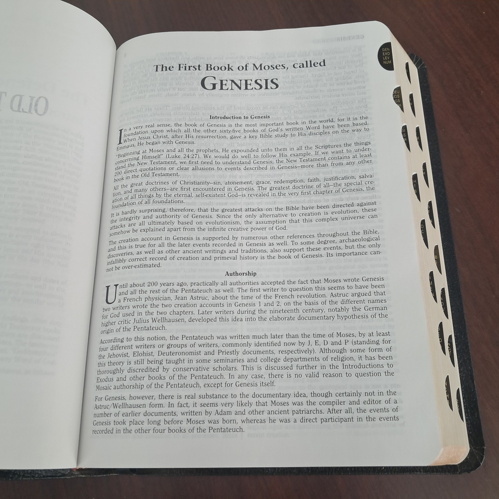 THE DEFENDERS STUDY BIBLE WORLD KJV BONDED LEATHER RED LETTER HENRY MORRIS 1995