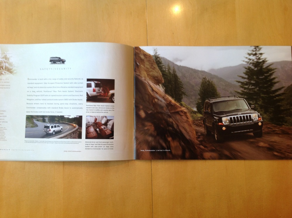 2006 Jeep Commander Limited Quadra 5.7L HEMI V8 4.7L SUV Catalog Brochure Book