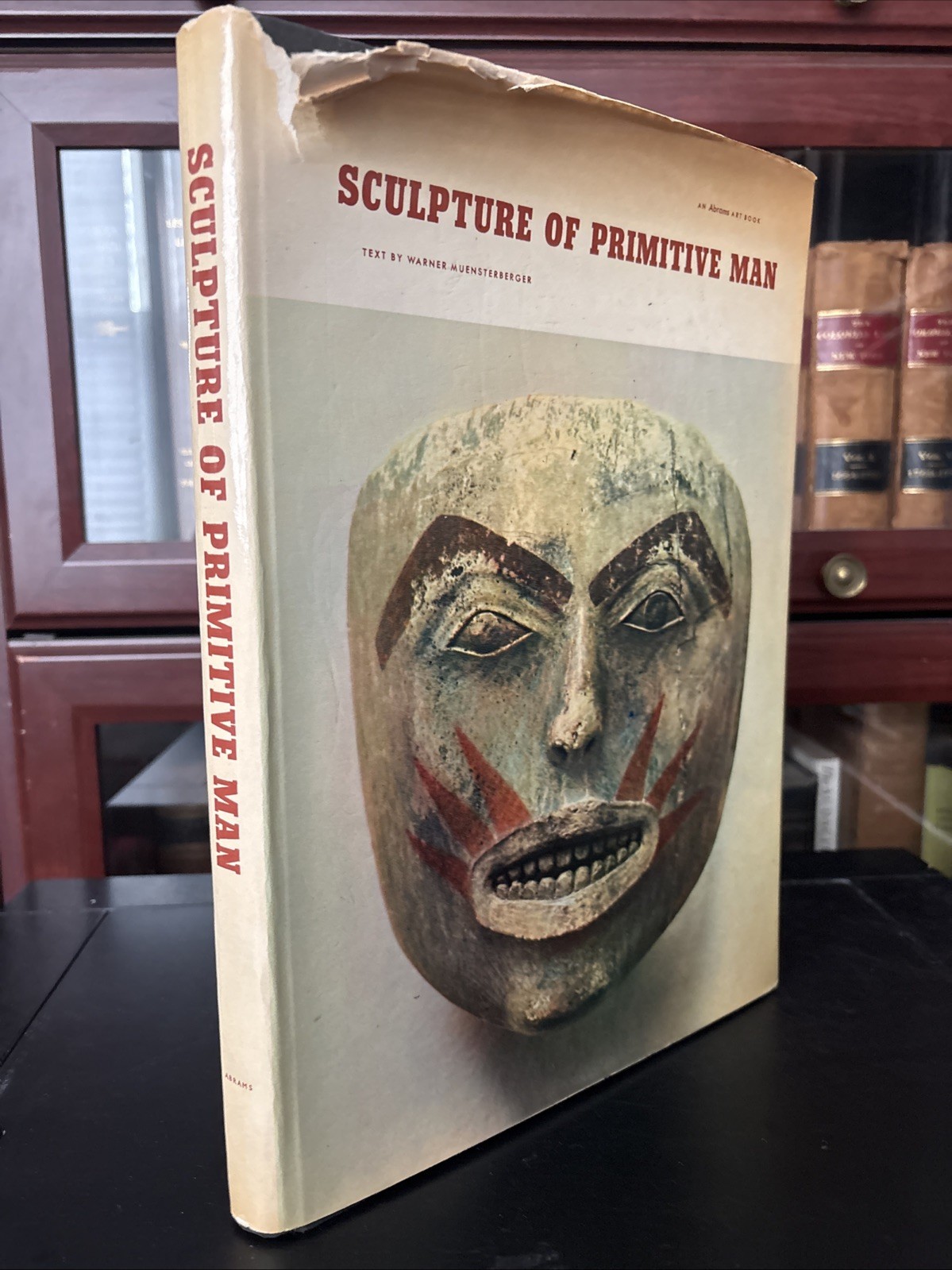 Sculpture of Primitive Man – Abrams hardcover Warner Muensterberger